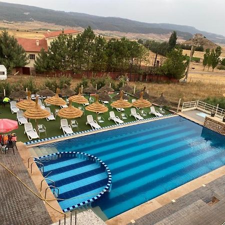 Chalets-Appartements Tourtite 伊夫兰 外观 照片