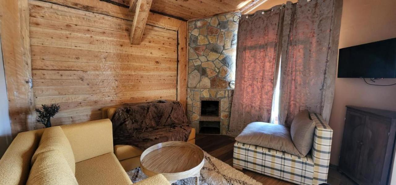 Chalets-Appartements Tourtite 伊夫兰 外观 照片